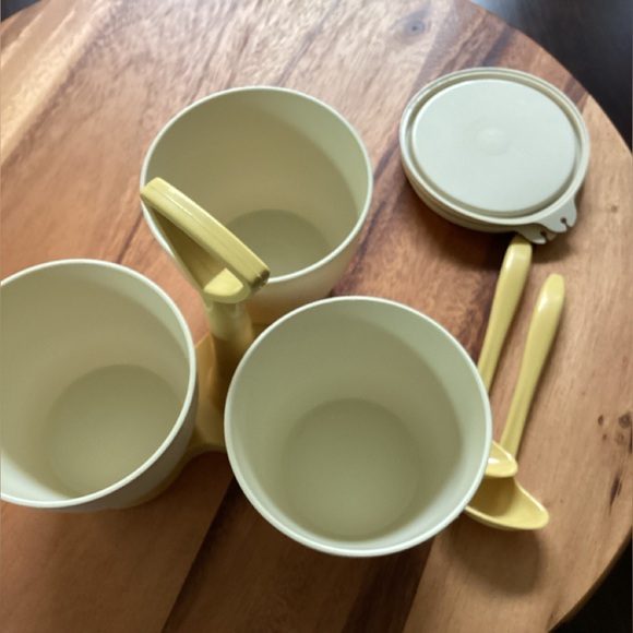 Tupperware Condiment Server Caddy Carrier EUC - Picture 2 of 5